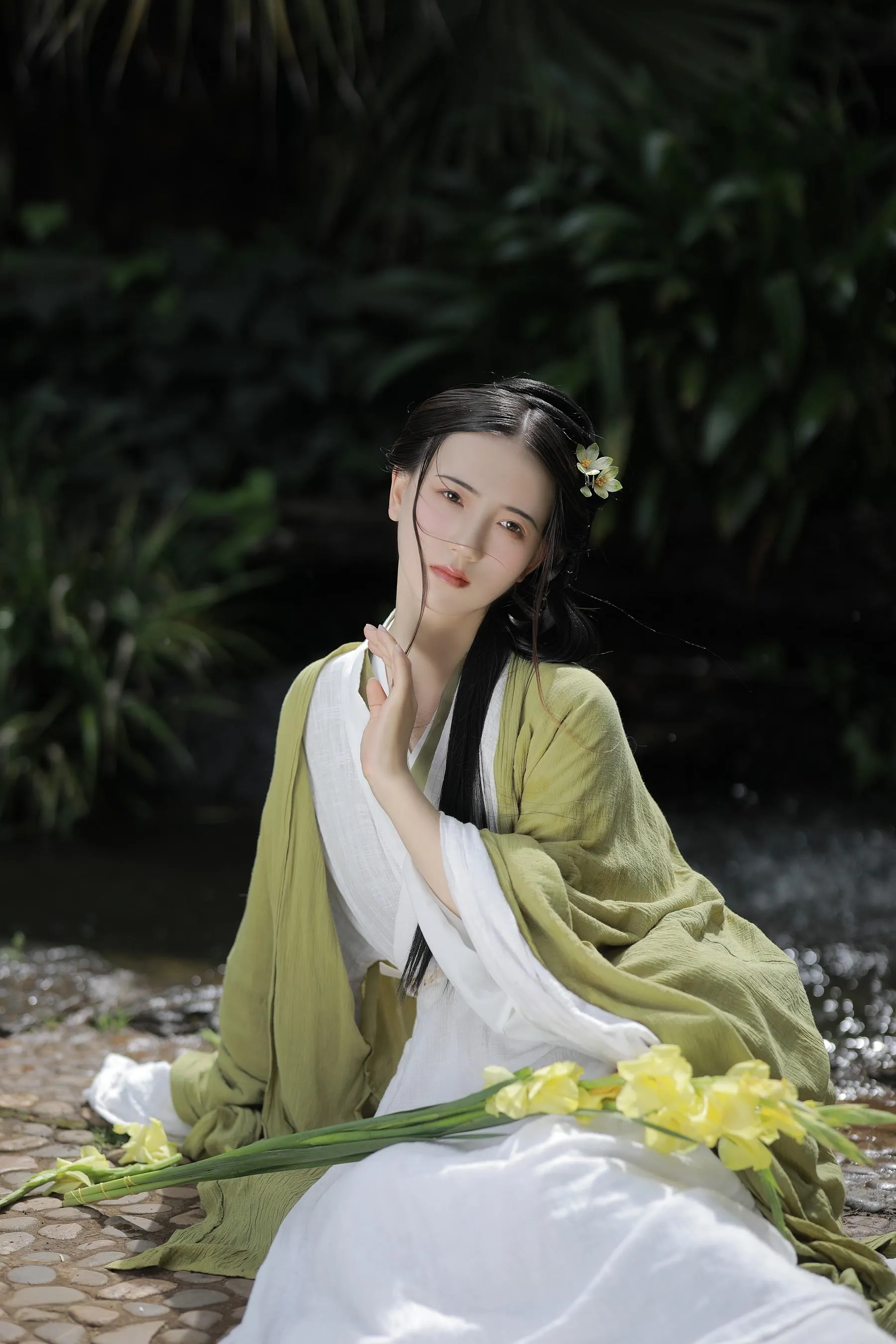 [YITUYU艺图语]2022.08.01 碧玉 Z [27P]插图1